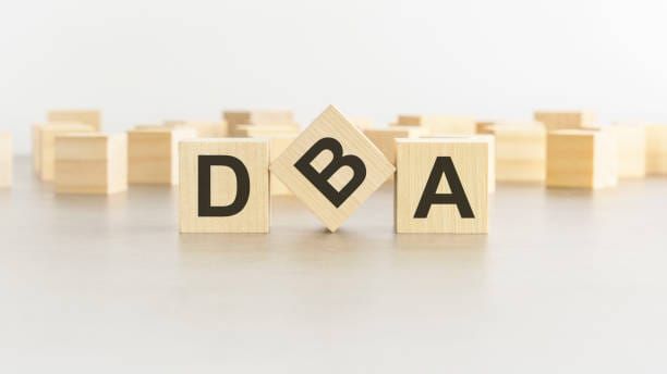 Comparative Analysis of Online and On-campus DBA Programs Online and On-campus DBA